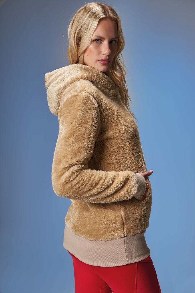 CAMPERA CANGURO DE CORDERITO