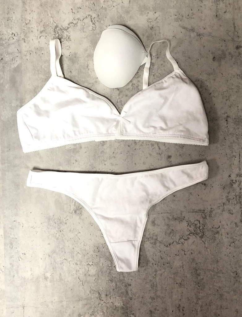 CONJUNTO CON TAZA DESMONTABLE DE ALGODON CON COLALES