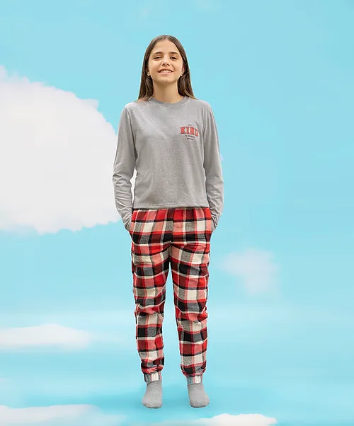 DESCUENTO 10% LIQUIDACION DE TEMPORADA!  INV. PIJAMA PANTALON PILU CUADRILLE TEEN