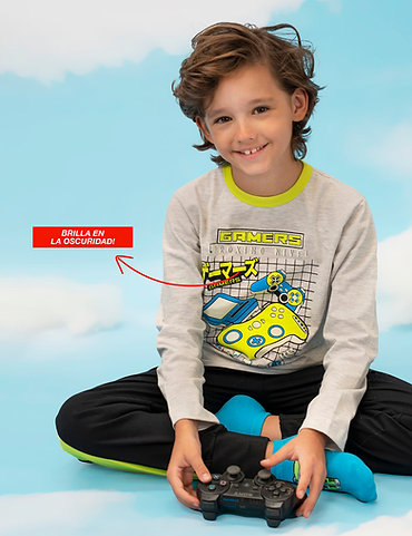  INV. PIJAMA MANGAS LARGAS Y PANTALON BRILLA EN LA OSCURIDAD