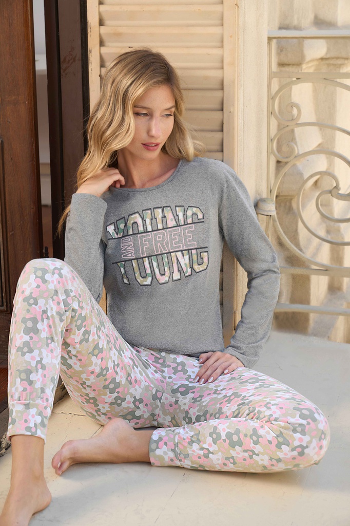 INV. PIJAMA DE JERSEY &quot;FLORES&quot;
