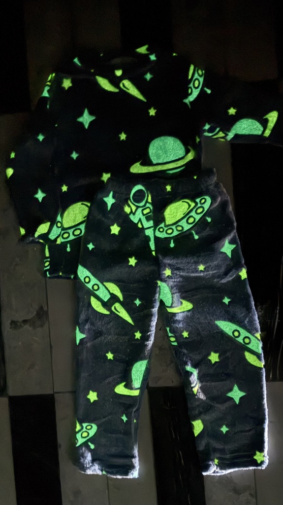  INV. PIJAMA NENE POLAR SOFT LUMINOSO brilla en la oscuridad