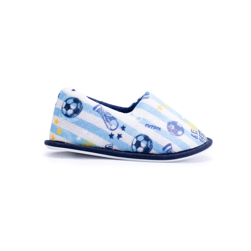  IINV. PANTUFLA DE PLUSH Y FORRO DE ALGODÓN ESTAMPADA CON ELASTICO EN TALON apta para lavar en lavarropas