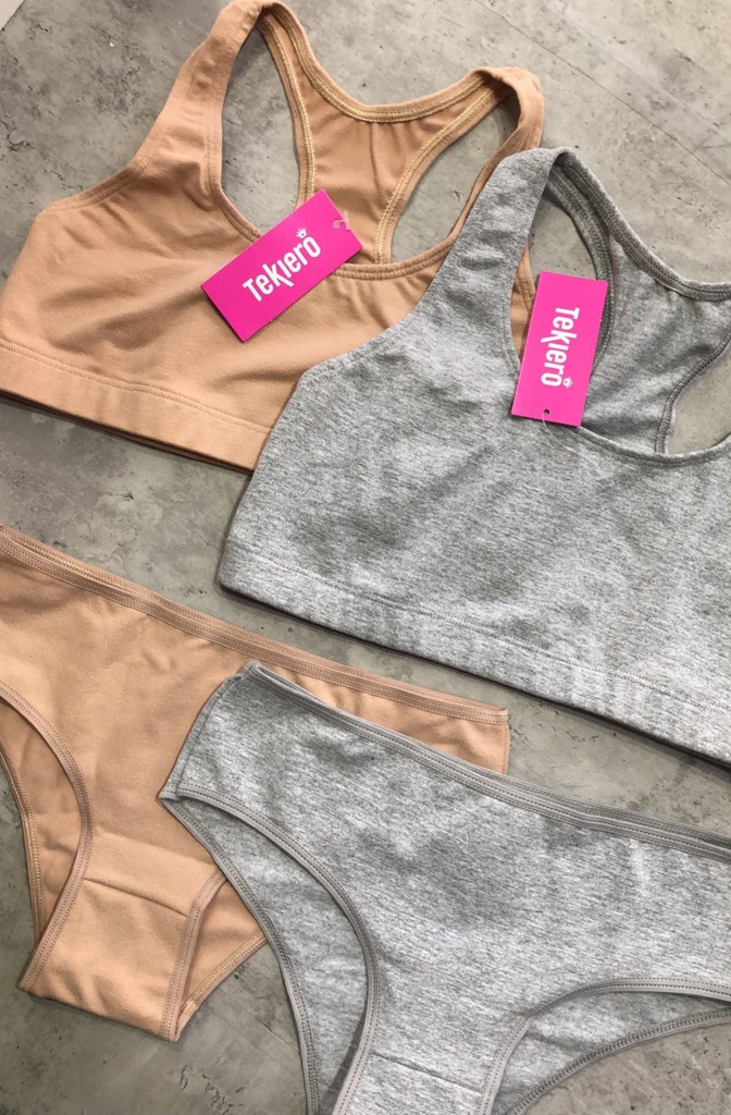CONJUNTO DEPORTIVO LISO DE ALGODÓN Y LYCRA CON CULOTTE