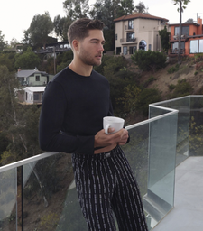 [LODP12000] INV. PIJAMA DE HOMBRE CAMISETA LISA Y PANTALON ESTAMPADO "LETRAS"