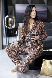 [ANDP9084] INV. PIJAMA DAMA MANGA LARGA DE MODAL SOFT ABOTONADO ANIMAL PRINT
